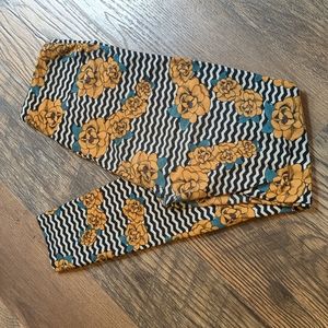 LuLaRoe leggings